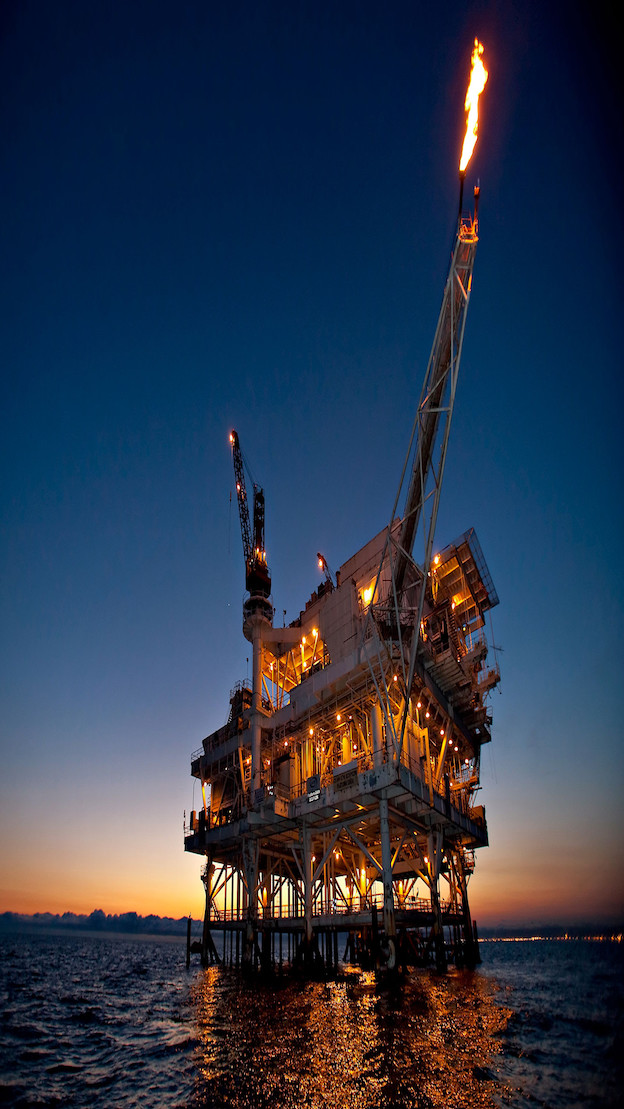 Offshore-Platform-Wallpapers-68-background-pictures-.jpg